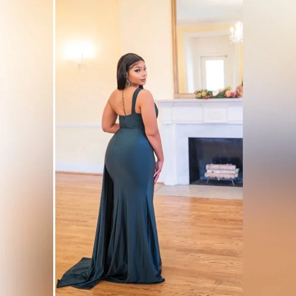 Bridal Babes black bridesmaid dress size 8 - Picture 2 of 3